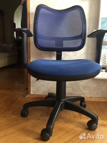 Компьютерное кресло Икея