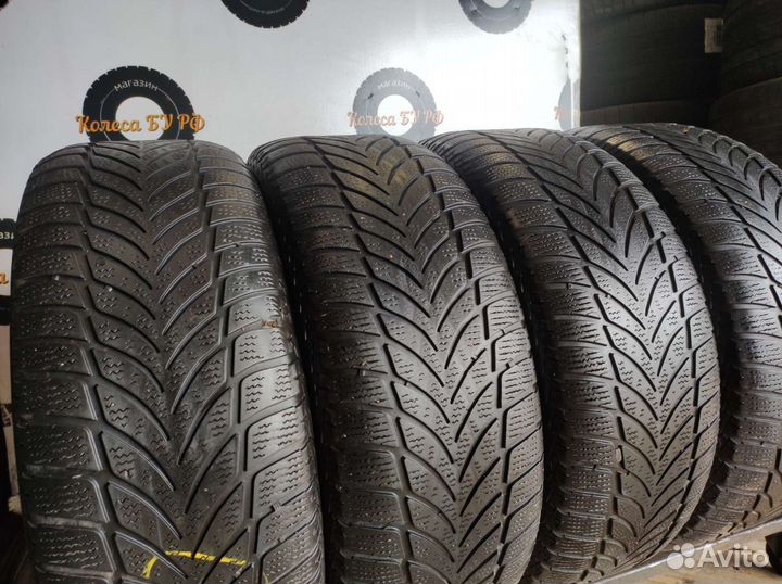 Goodyear UltraGrip Ice 2 235/55 R17 103T