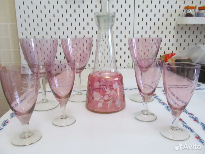 Конфетница графины, фужеры марганцевое стекло СССР