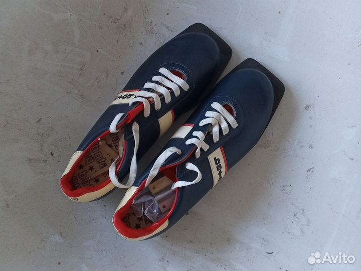 Лыжные ботинки винтаж