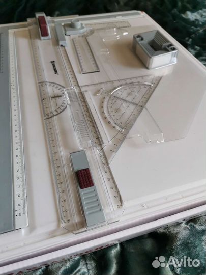 Чертежная доска А3 Brauberg