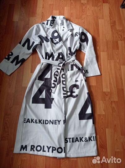 Легкое пальто