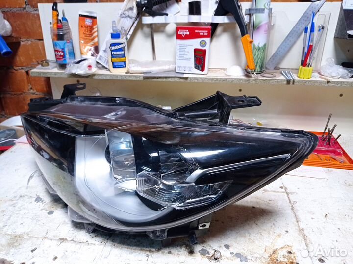 Фара левая Мазда сх-5 дорест