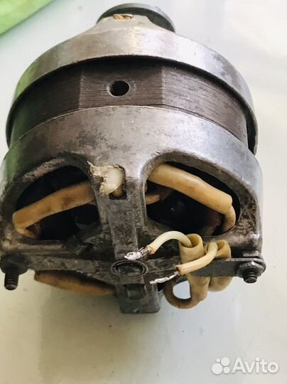 Вентилятор бытовой (мотор)