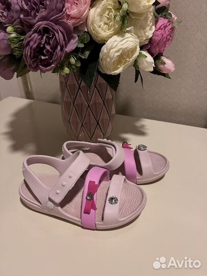 Сандалии crocs c12