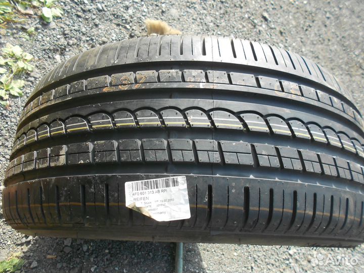 Pirelli P Zero Rosso 235/50 R19