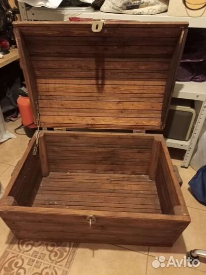 Сундук и машина, дерево. Ручная работа