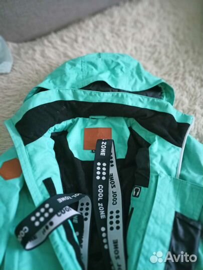 Комбинезон для катания на сноуборде