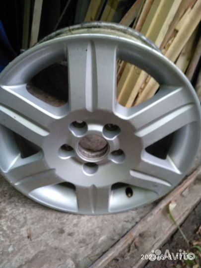 Литые диски r16