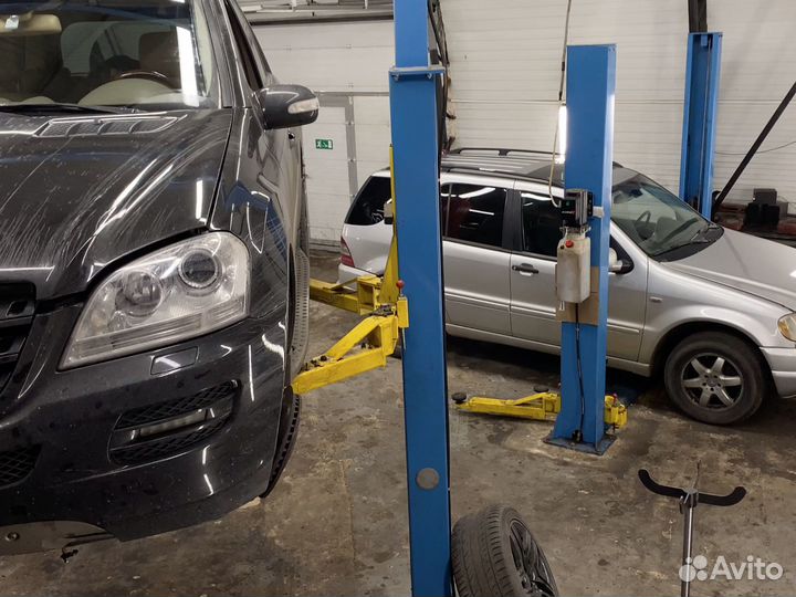 Рулевая рейка Lincoln Navigator 2003-2009