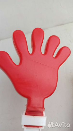 Дудка болельщика и трещетка ладошка болельщика