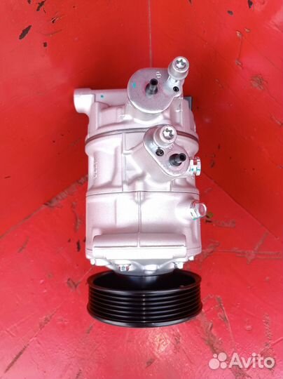 Компрессор кондиционера VW Golf MK7