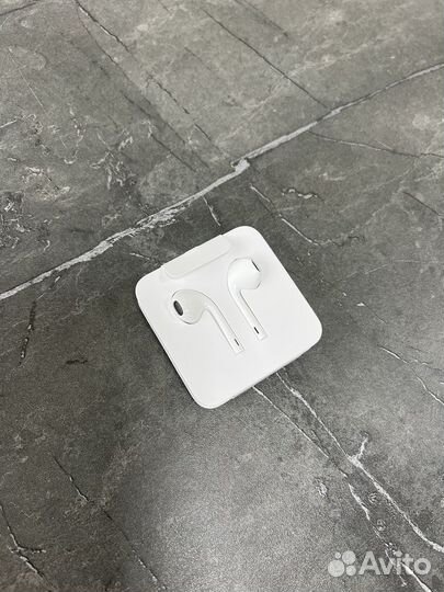 Наушники EarPods lightning