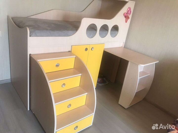 Детская кровать-органайзер