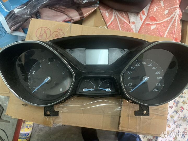 Панель приборов Kia Ford