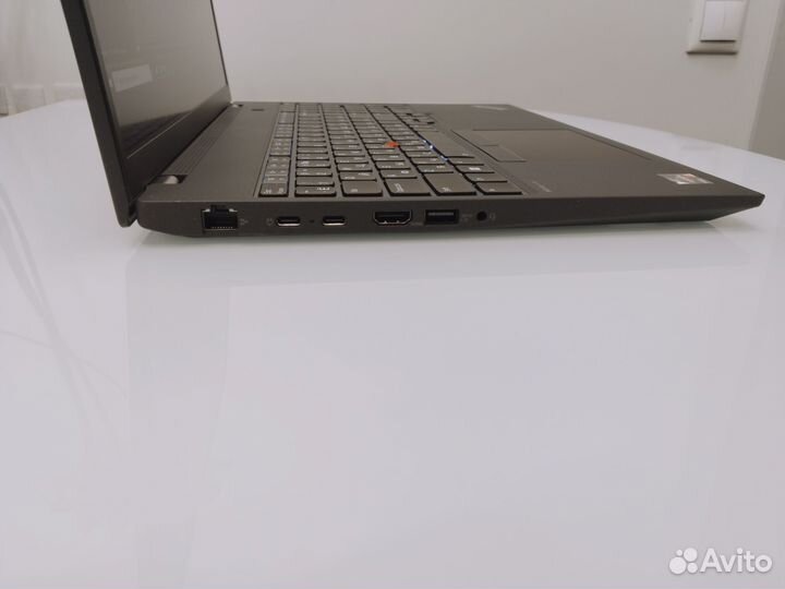 Lenovo Thinkpad P16s gen.2 (Ryzen 7840U, 32 Gb)