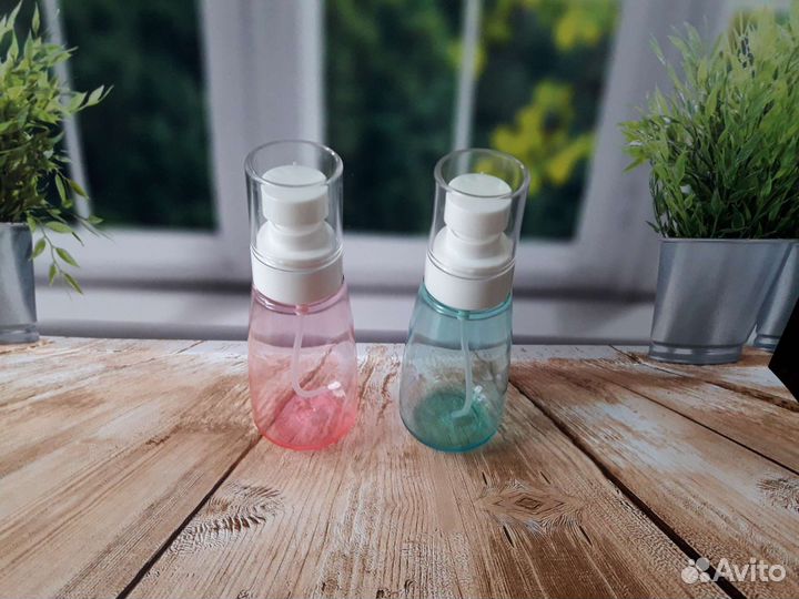 Косметические флаконы для хранения