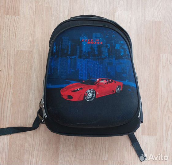 Школьный рюкзак