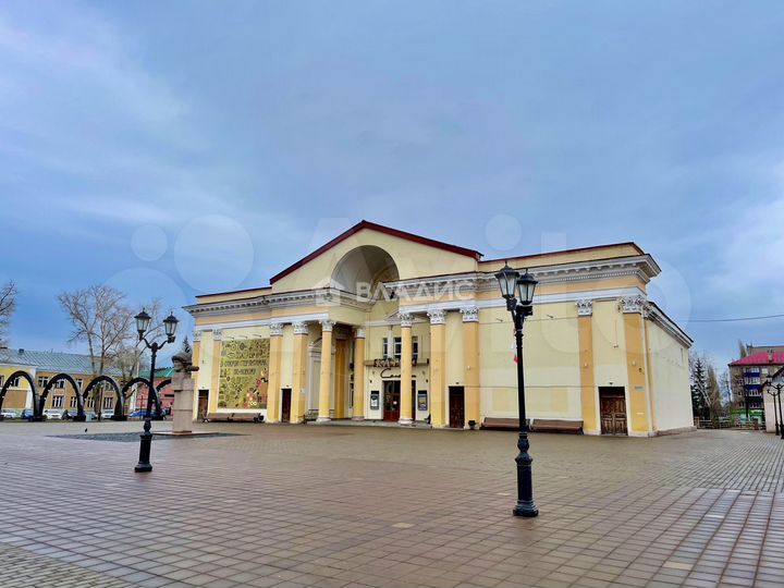 Продам здание, 1638.9 м²