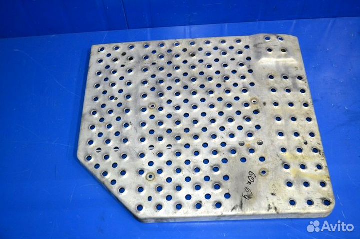 Металлический трапик scania G-series (01.04)