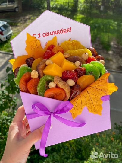 Букет-конверт на 1 сентября