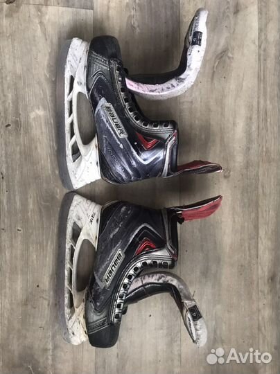 Хоккейные коньки Bauer APX2 4D