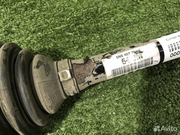 Привод правый передний Volkswagen Tiguan