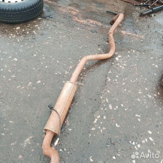 Выхлопная труба Шевроле Нива