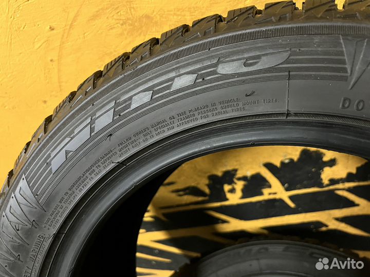 Nitto Therma Spike 205/55 R16