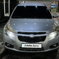 Chevrolet Cruze 1.8 AT, 2010, 225 000 км, с пробегом, цена 639 000 руб.