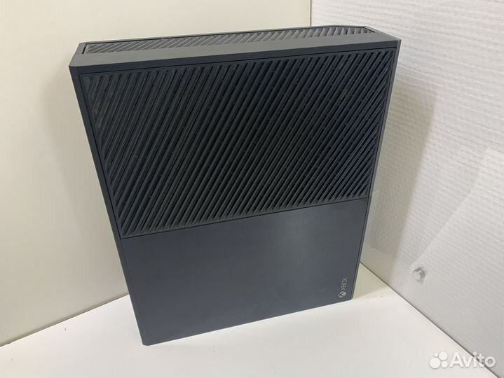 Игровые приставки Microsoft Xbox One S 500GB