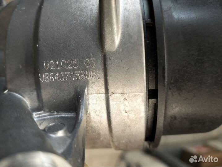 Корпус масляного фильтра Peugeot 5008 Сироен EP6