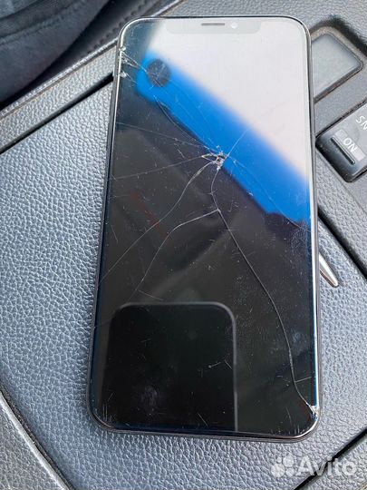 iPhone X, 64 ГБ