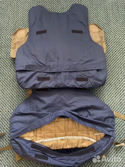 Защитный жилет