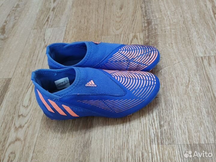 Бутсы детские adidas predator. 33 размер