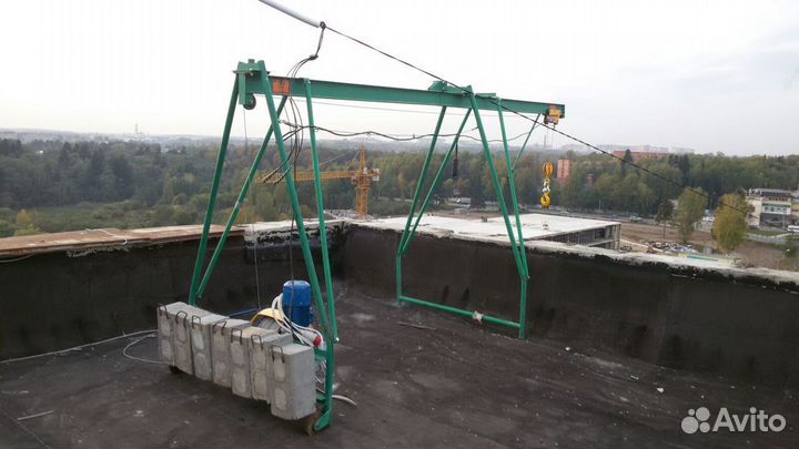 Кран в окно Умелец пс-320 с грузом