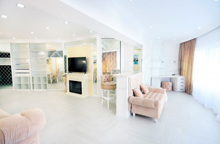 2-к. квартира, 90 м², 22/24 эт.