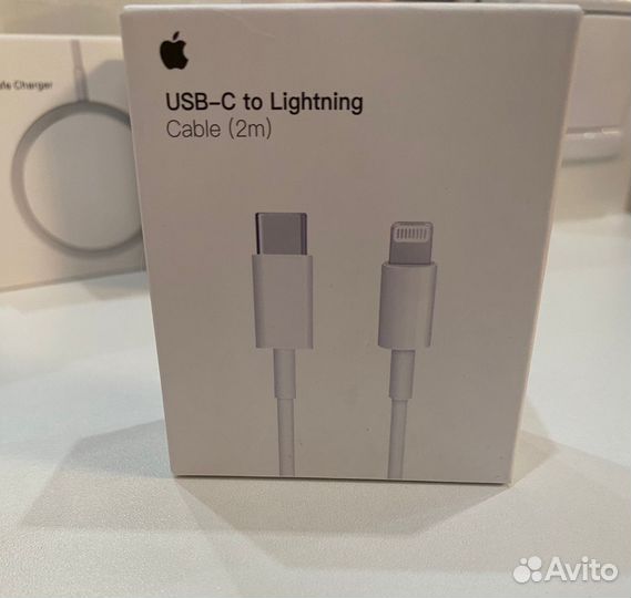 Кабель для зарядки iPhone