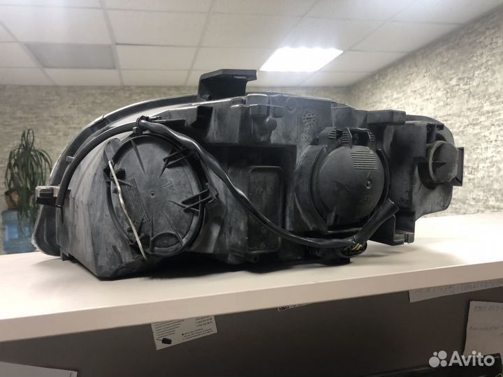 Фара правая Ауди А4 Б7 audi A4 8E B7