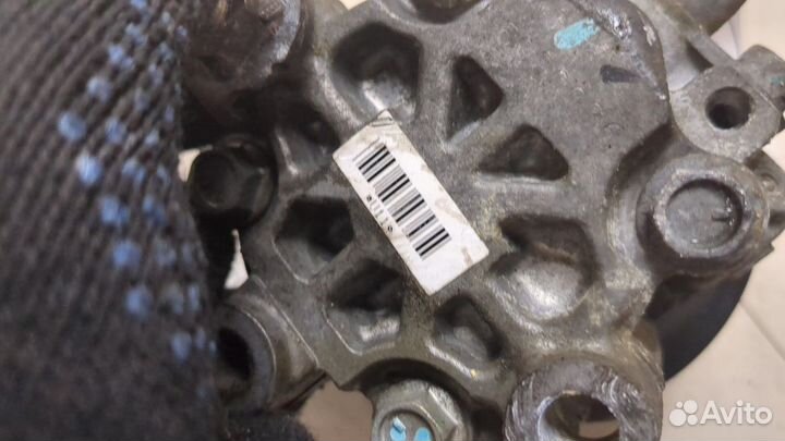 Гур Toyota Corolla Verso, 2005