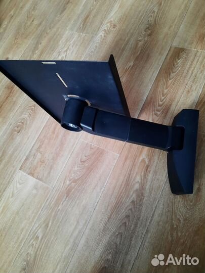 Кронштейн для телевизора на стену поворотный б/у