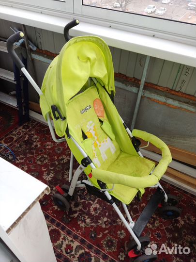 Прогулочная коляска