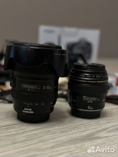 Зеркальный фотоаппарат canon