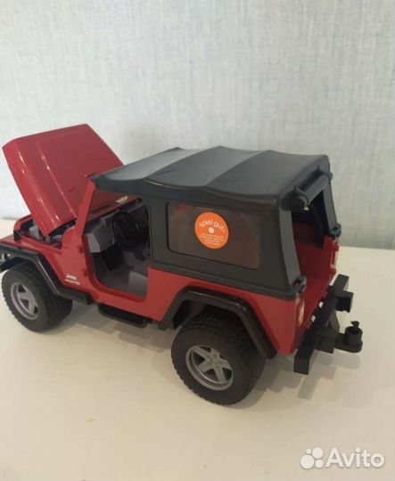 Внедорожник Bruder