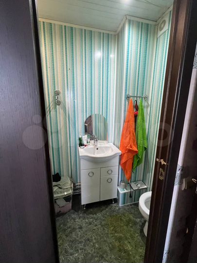 2-к. квартира, 42 м², 4/4 эт.