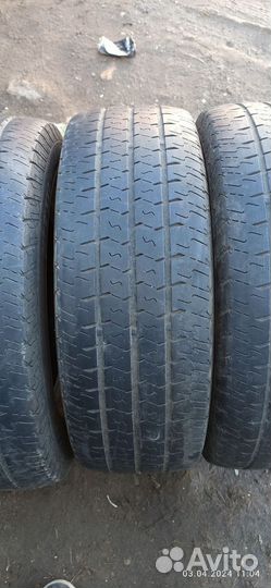 Matador MPS 330 Maxilla 2 225/70 R15C 112R