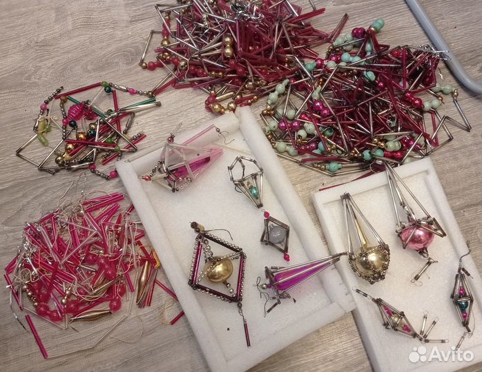 Елочные игрушки монтажные, стеклярус