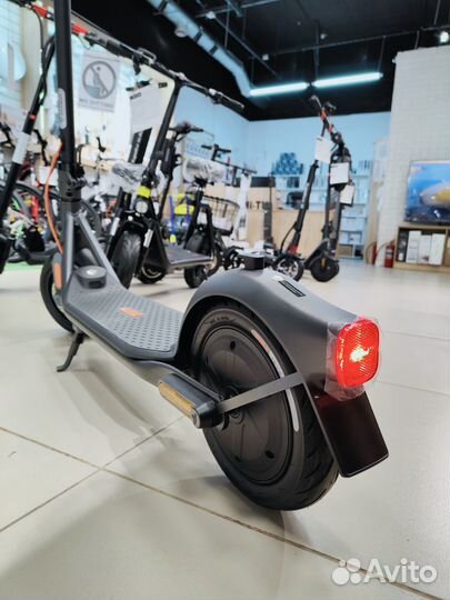 Ninebot KickScooter F2 Plus