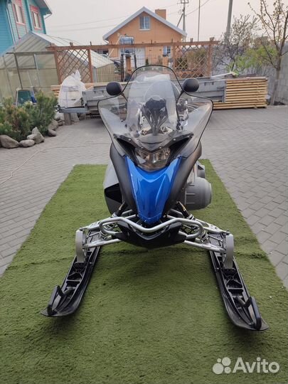 Yamaha Venture Multi purpose