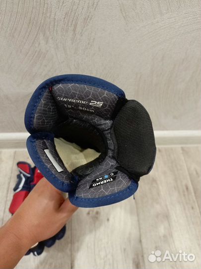 Перчатки (краги) Bauer S19 Supreme 2S Pro